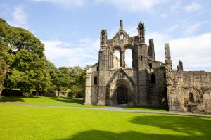 kirkstall abbey 3.jpg